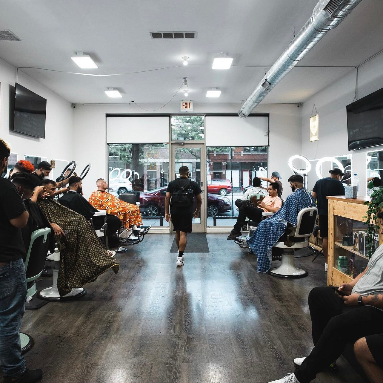 Lincoln Park Traditions Barber Parlor 9351